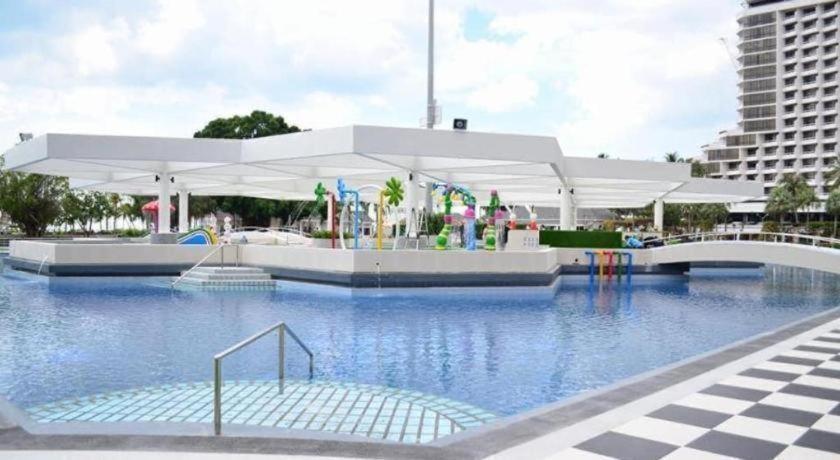 แอมบาสซาเดอร์ ซิตี้ จอมเทียน พัทยา - มารีนา ทาวเวอร์ วิง Hotel นาจอมเทียน ภายนอก รูปภาพ