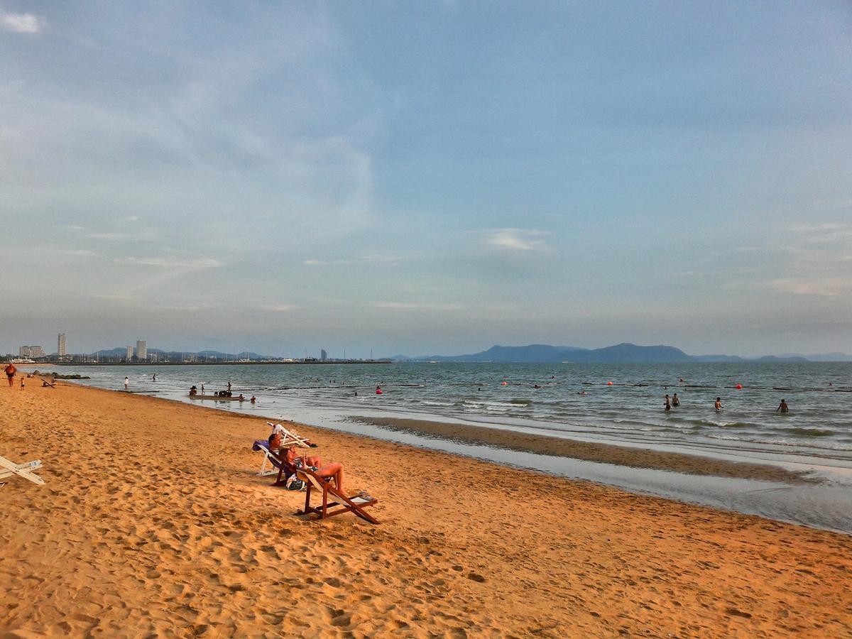 แอมบาสซาเดอร์ ซิตี้ จอมเทียน พัทยา - มารีนา ทาวเวอร์ วิง Hotel นาจอมเทียน ภายนอก รูปภาพ