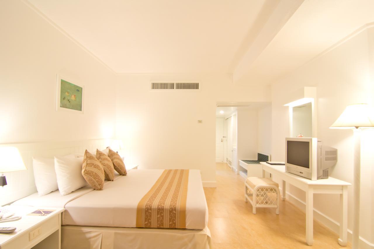 แอมบาสซาเดอร์ ซิตี้ จอมเทียน พัทยา - มารีนา ทาวเวอร์ วิง Hotel นาจอมเทียน ภายนอก รูปภาพ