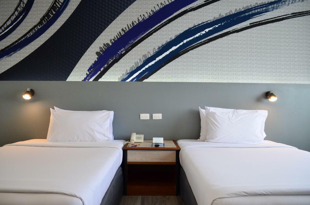 แอมบาสซาเดอร์ ซิตี้ จอมเทียน พัทยา - มารีนา ทาวเวอร์ วิง Hotel นาจอมเทียน ภายนอก รูปภาพ